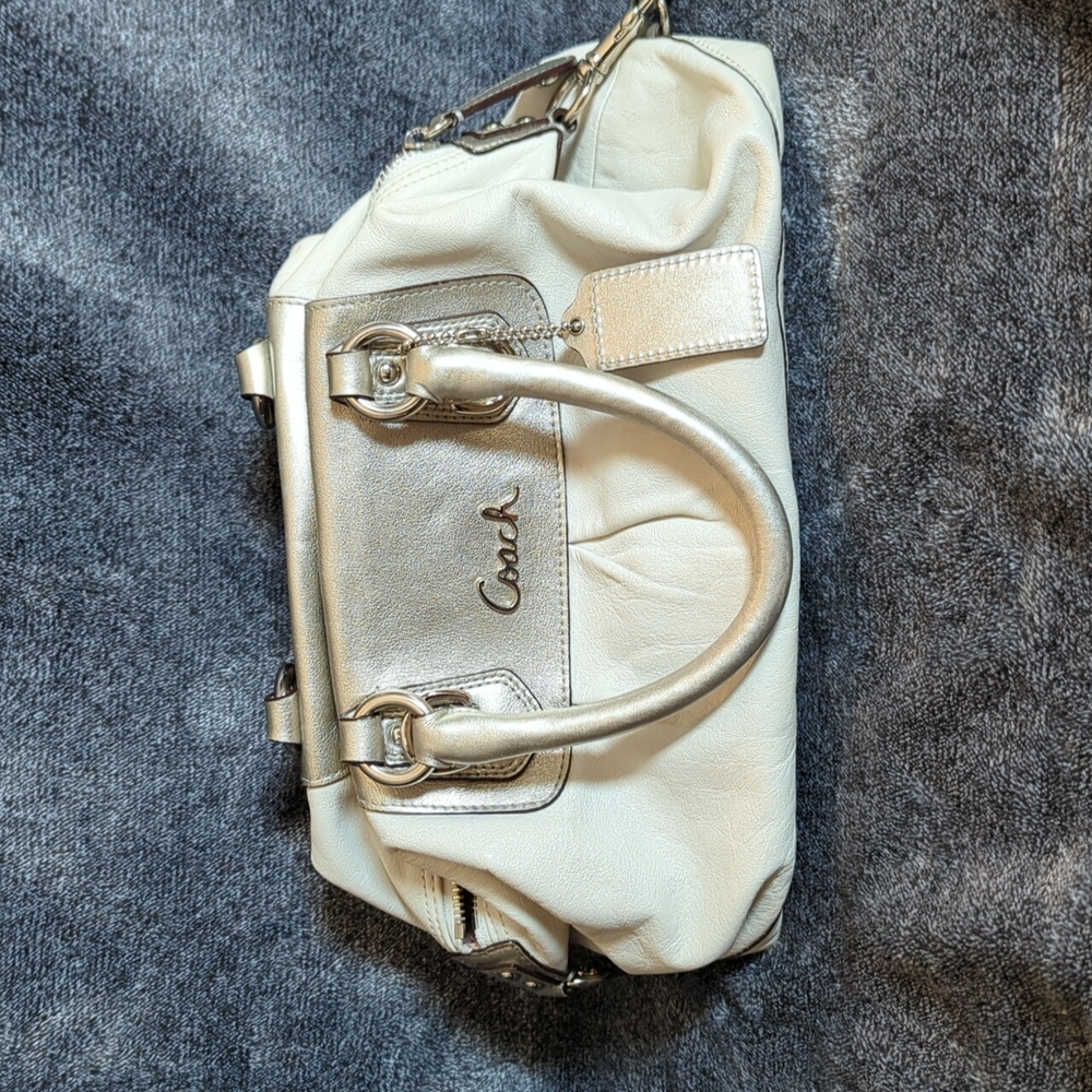 Coach bag authentic